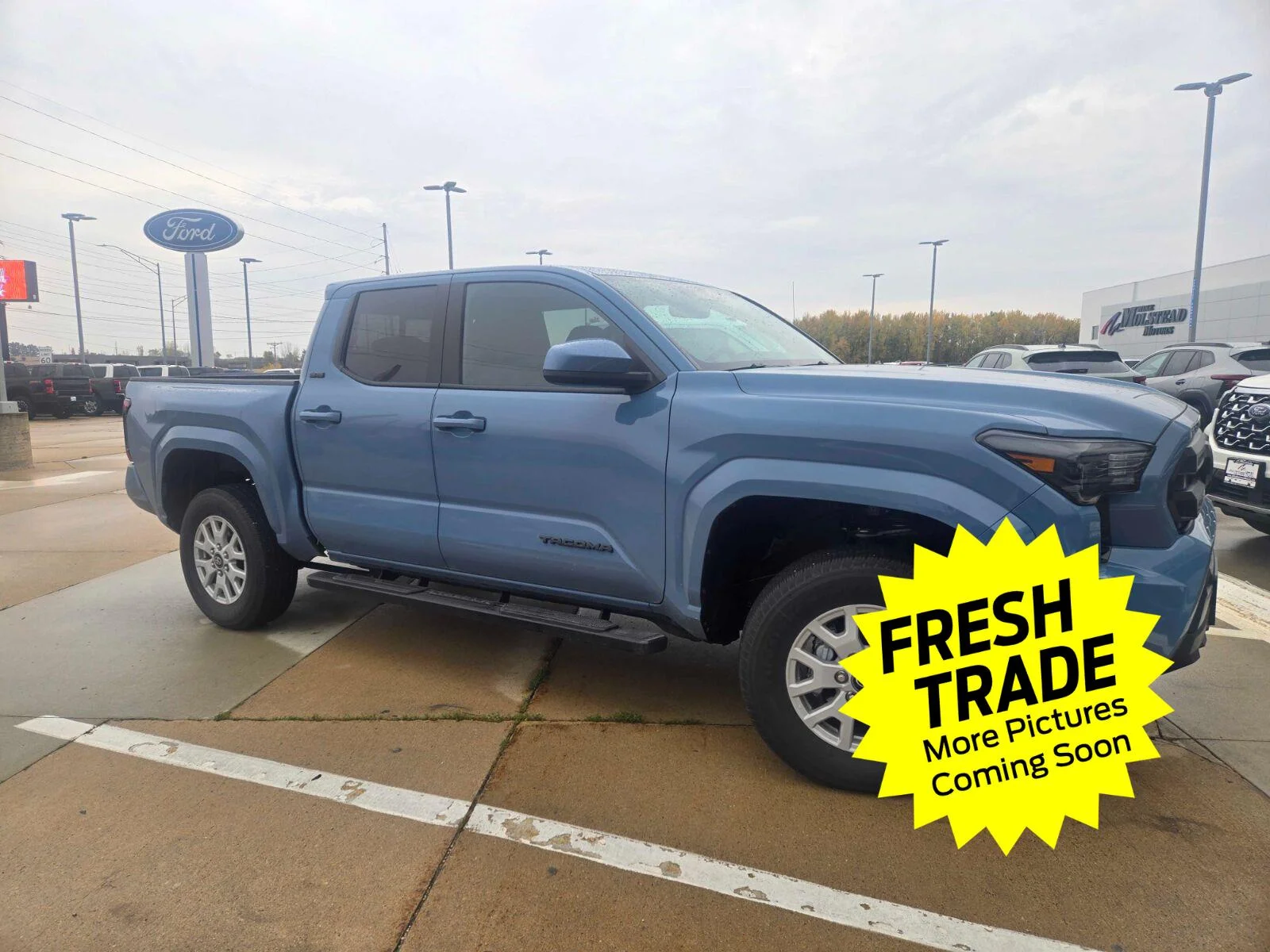 Used 2026 Heritage Blue TOYOTA SR5 image 3