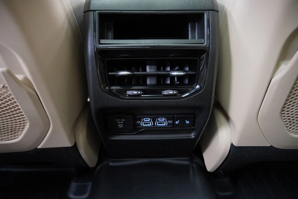 Used 2022 Red Jeep 4xe image 32