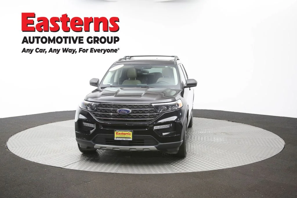 Used 2022 Black Ford XLT image 52