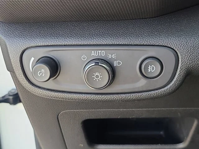 Used 2023 Summit White Chevrolet RS image 21