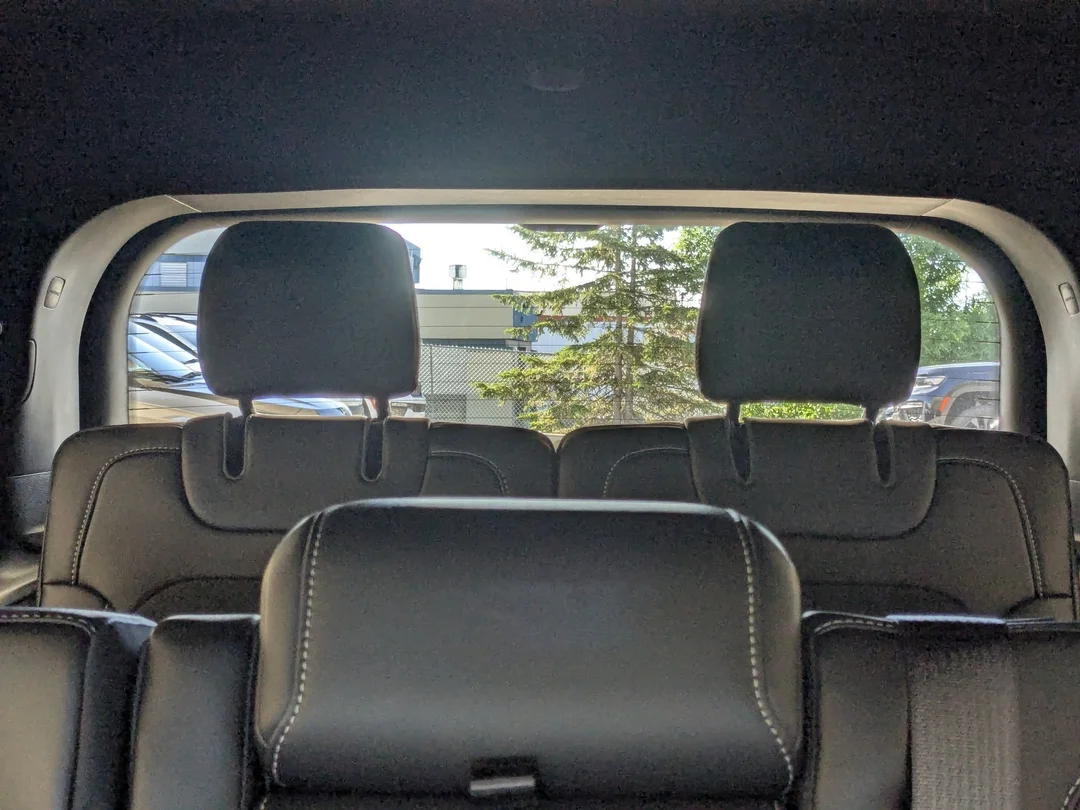 New 2026 Grey Jeep Altitude - - 4x4 - 20 Gloss Black Wheels - Remote Start - Capri Leatherette & More! image 30