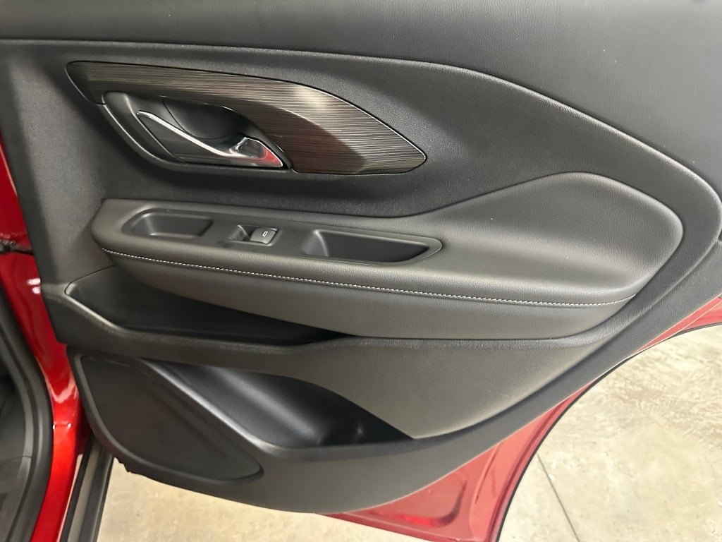 2023 GMC Terrain SLE - Photo 29