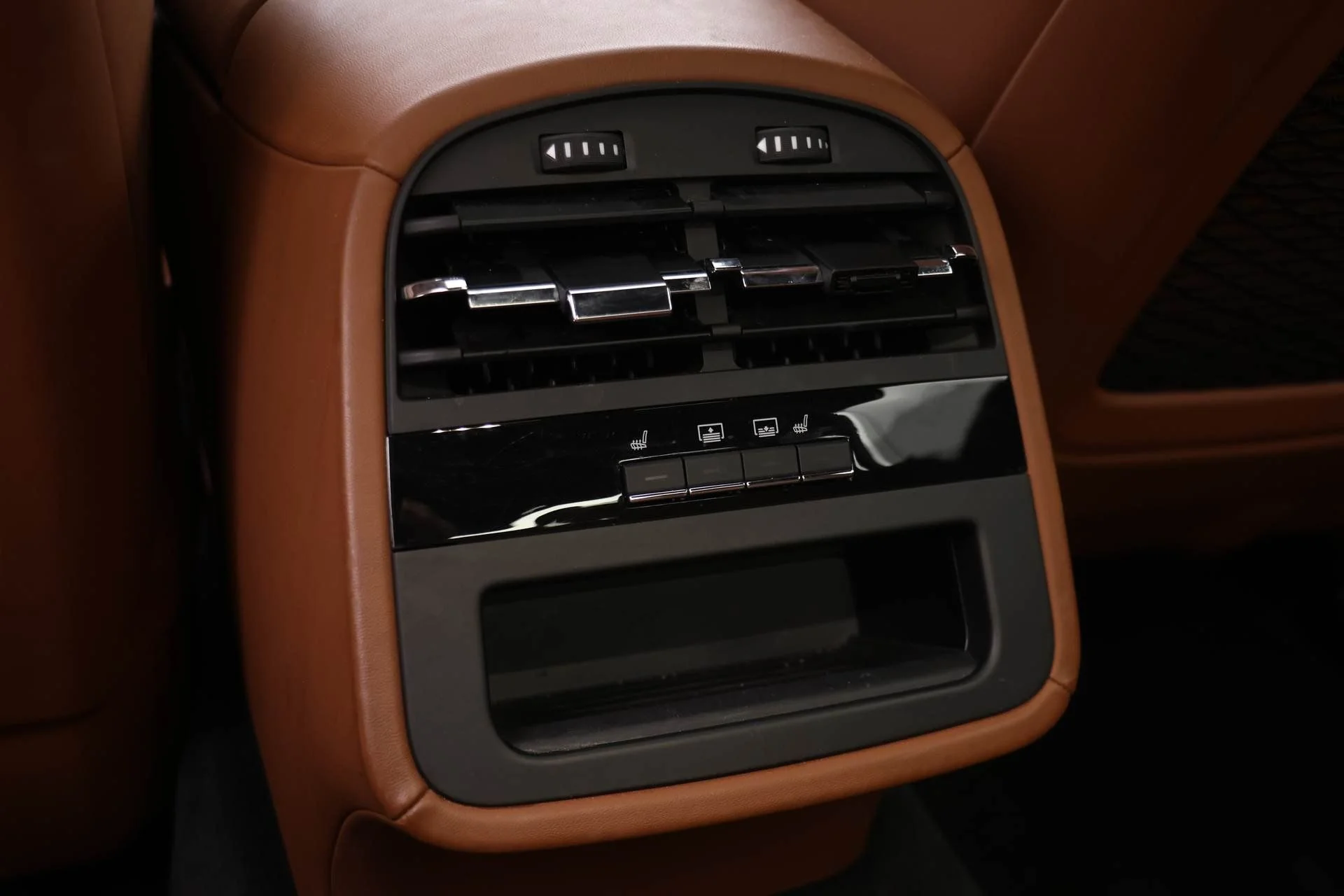 Used 2020 Silver Maserati S Q4 GranSport image 18
