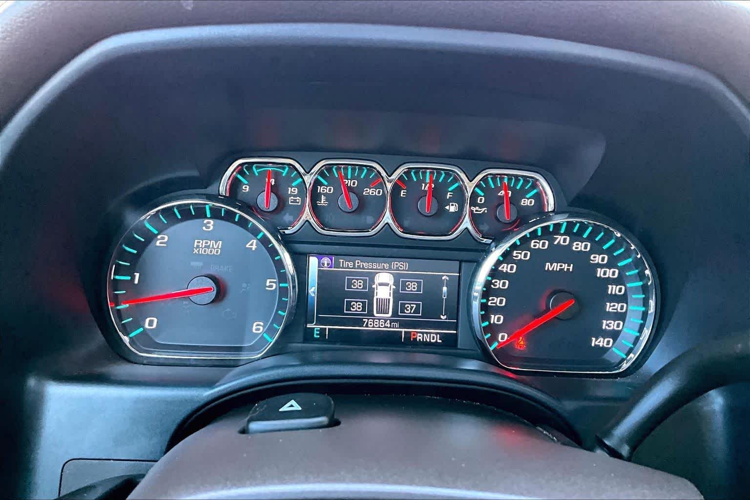 Used 2018 Iridescent Pearl Tricoat Chevrolet LTZ image 24