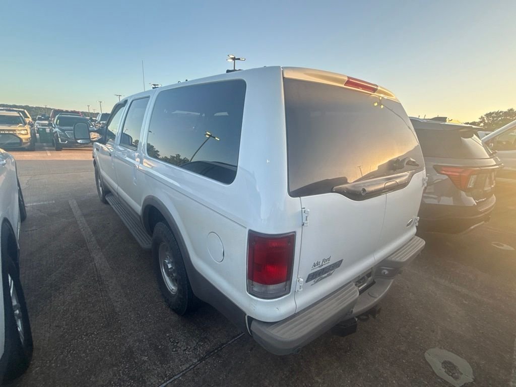 Used 2001 White Ford Limited image 7