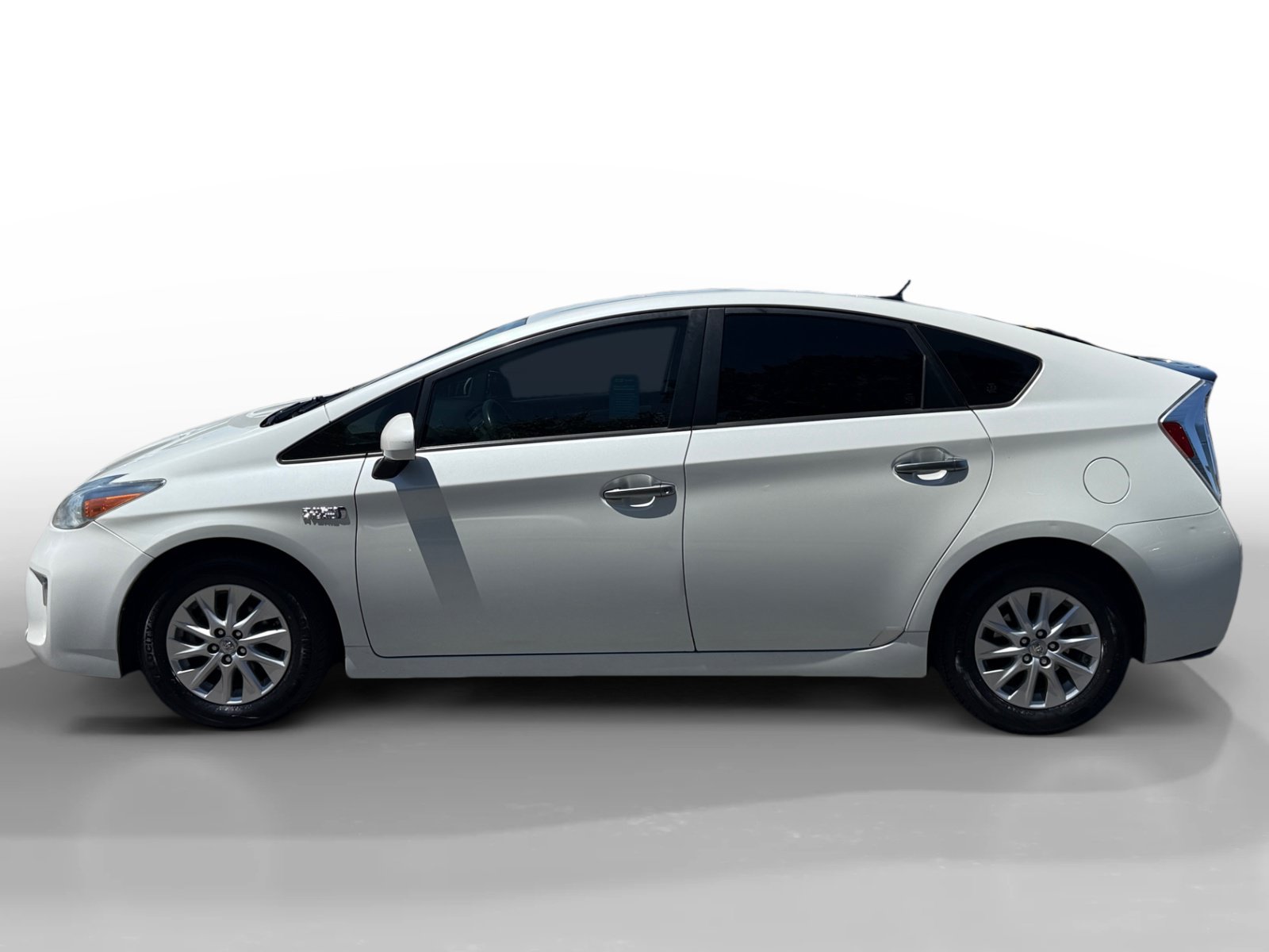Used 2013 Blizzard Pearl Toyota Base image 2