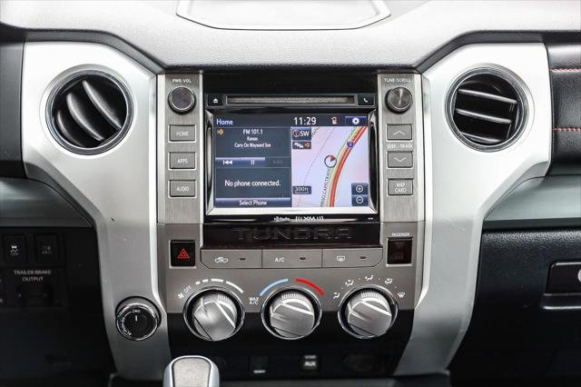 Certified Used 2017 SUPER WHITE Toyota  image 14