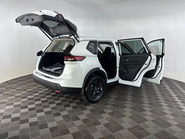 New 2026 Everest White Pearl TriCoat Nissan SV image 14