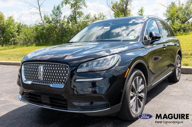 Used 2022 Black Metallic Lincoln Reserve image 1