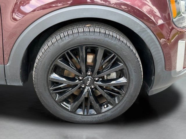 Certified Used 2022 Purple Kia SX image 39