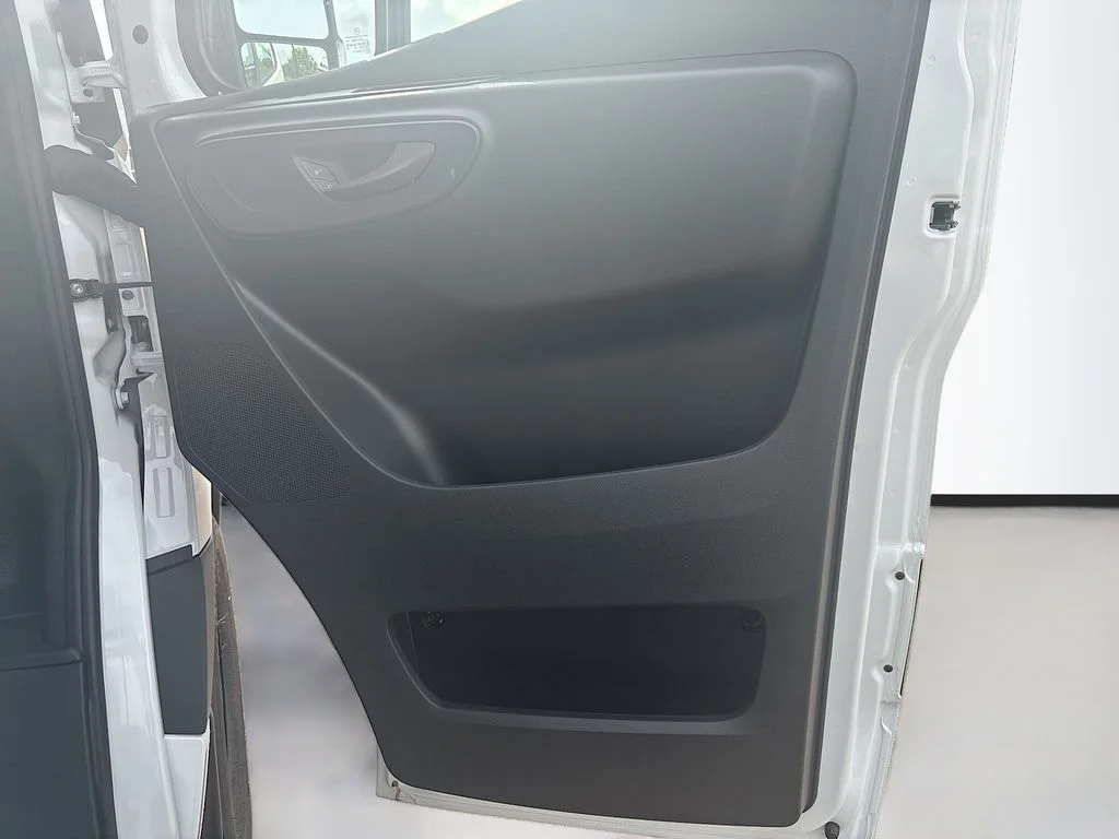 Used 2026 WHITE Mercedes-Benz Cargo Van image 20