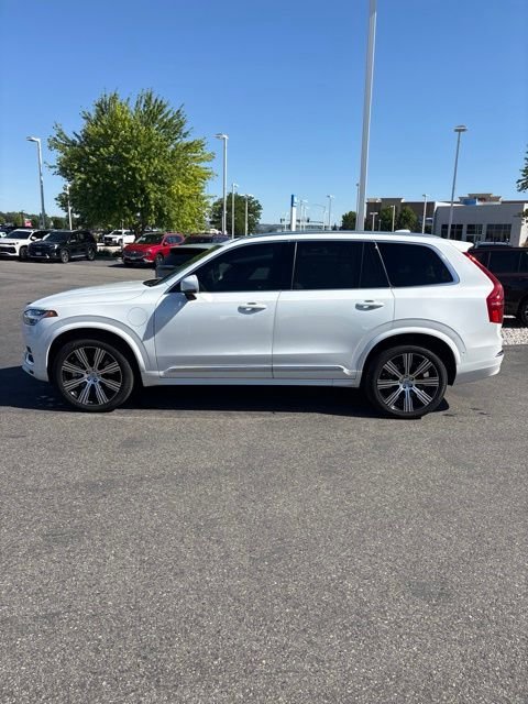 Used 2024 White Volvo Ultimate image 7