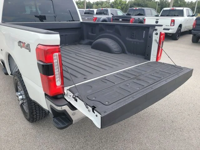 Used 2024 White Ford Lariat image 10