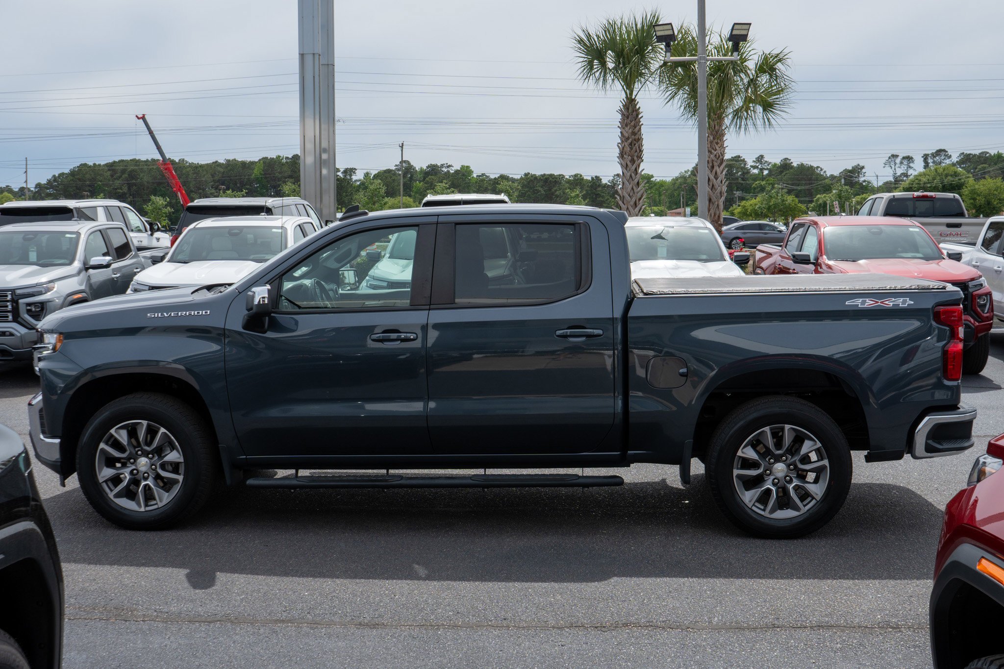Used 2022 Shadow Gray Metallic Chevrolet LT image 6