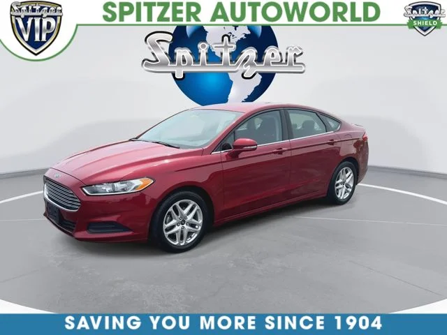 Used 2013 Red Ford SE image 4