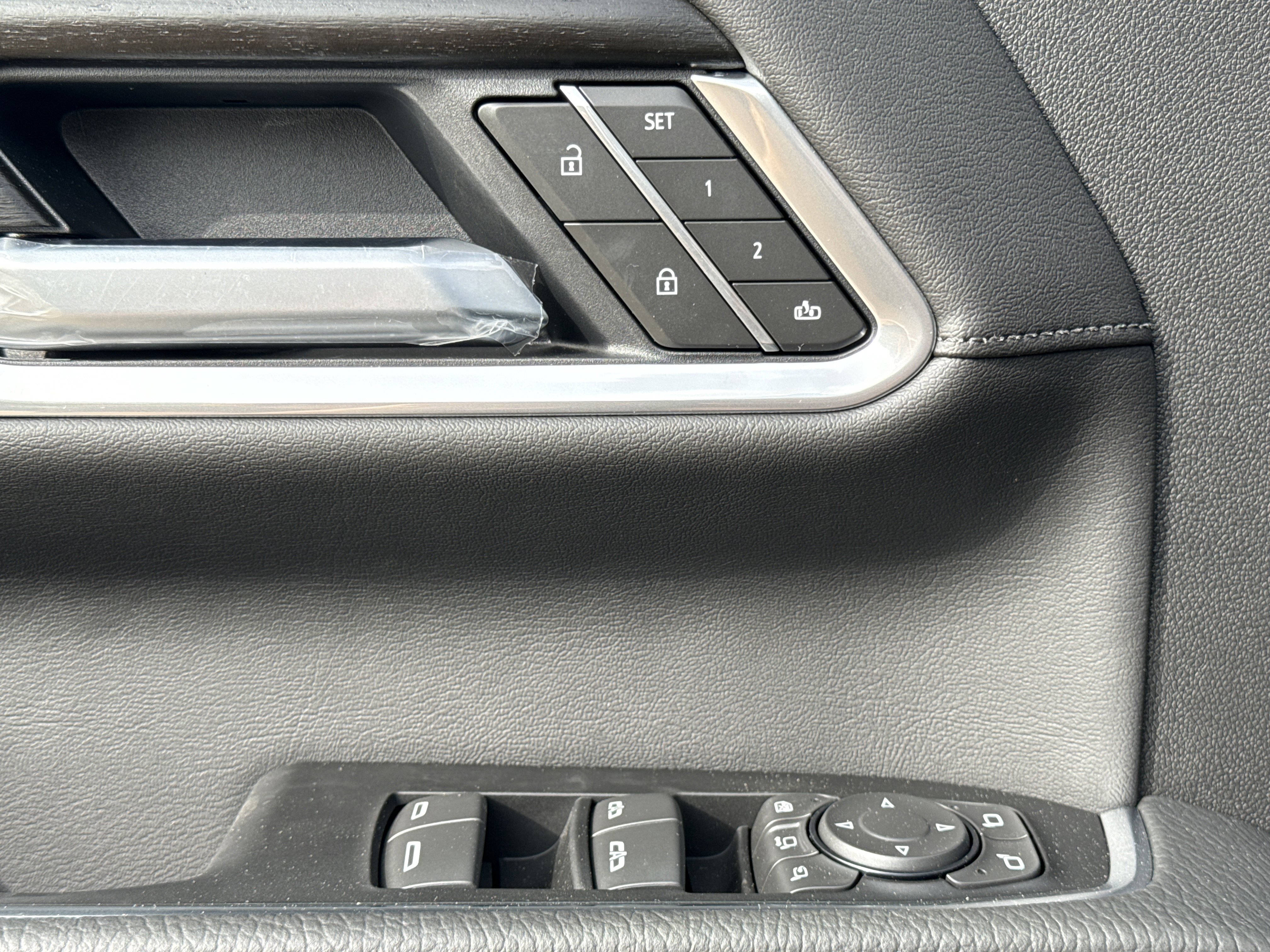2026 GMC Sierra 2500HD Denali - Photo 17