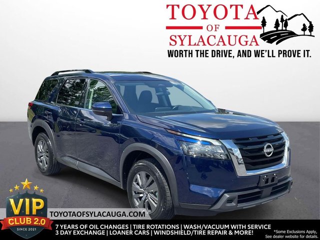 2025 Nissan Pathfinder SV