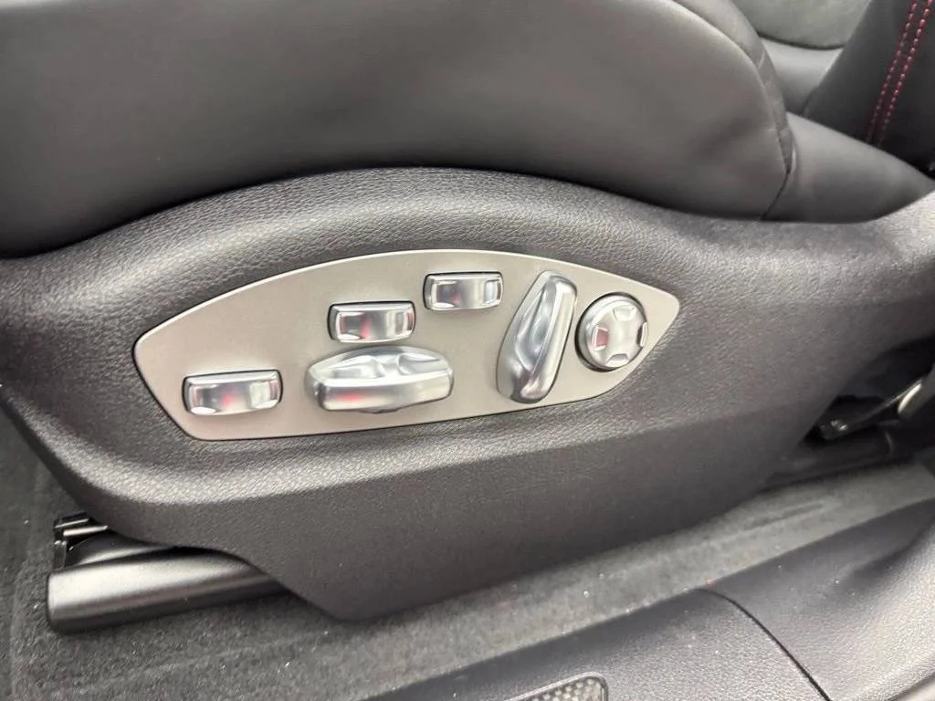 2026 Porsche Macan GTS - Photo 22