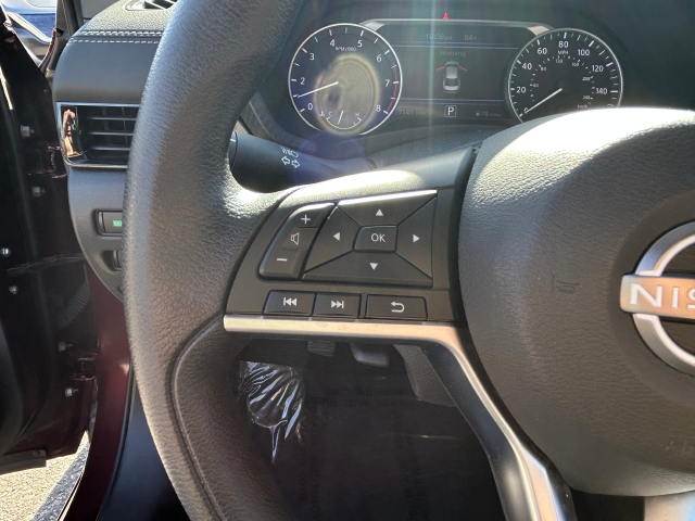 Used 2025  Nissan SV image 23