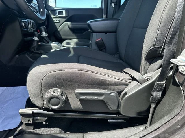 Used 2023 Gray Jeep Sport S image 16