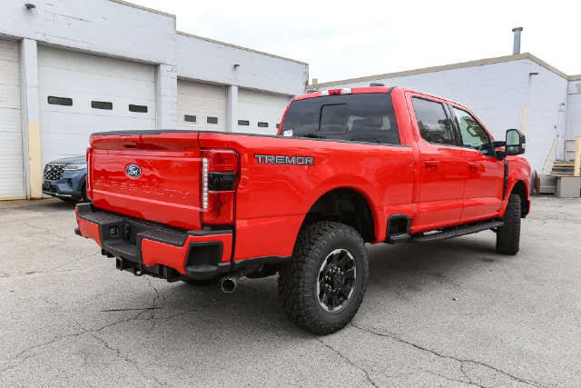 New 2027 Race Red Ford XLT image 10