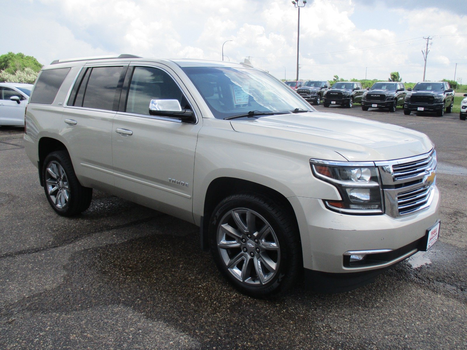 Used 2016 GOLD Chevrolet Ltz image 7