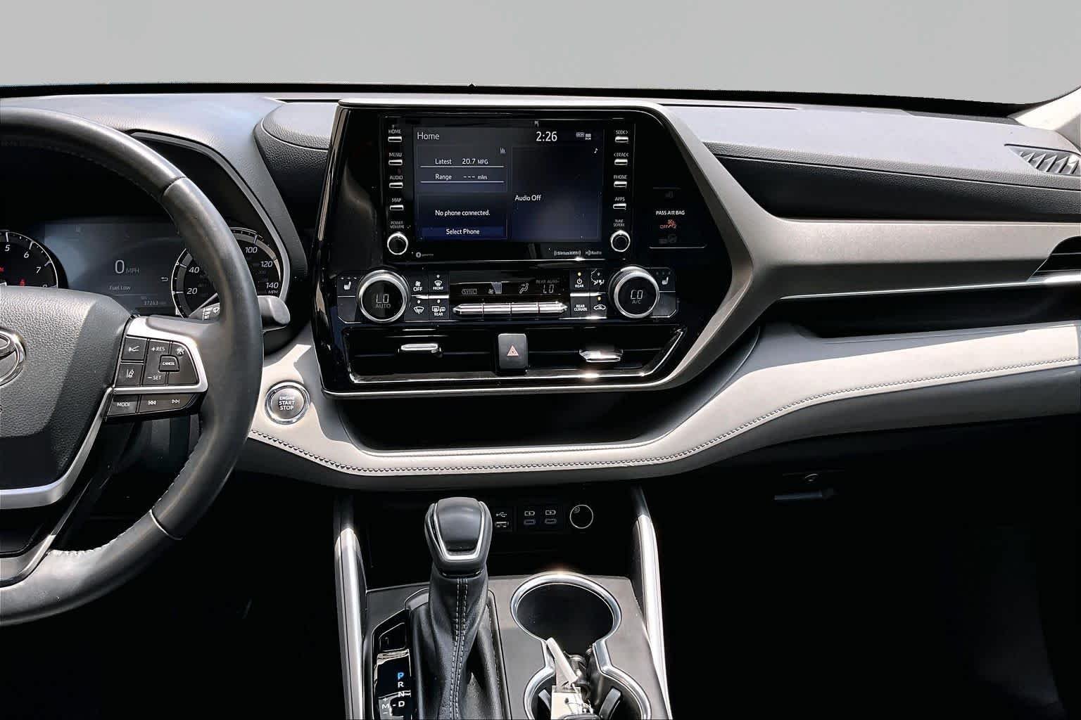 Used 2022 Opulent Amber Toyota XLE image 7