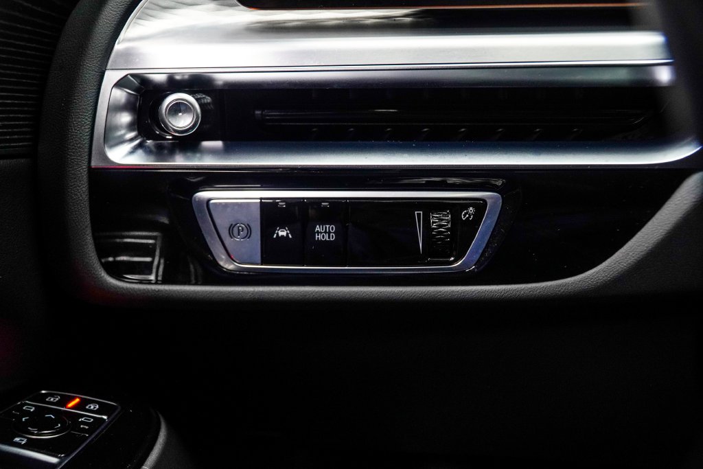 Used 2025 Black Cadillac Sport image 35