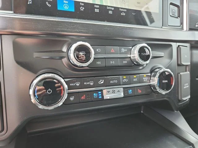 New 2026 Glacier Gray Metallic Tri-Coat Ford Lariat image 19
