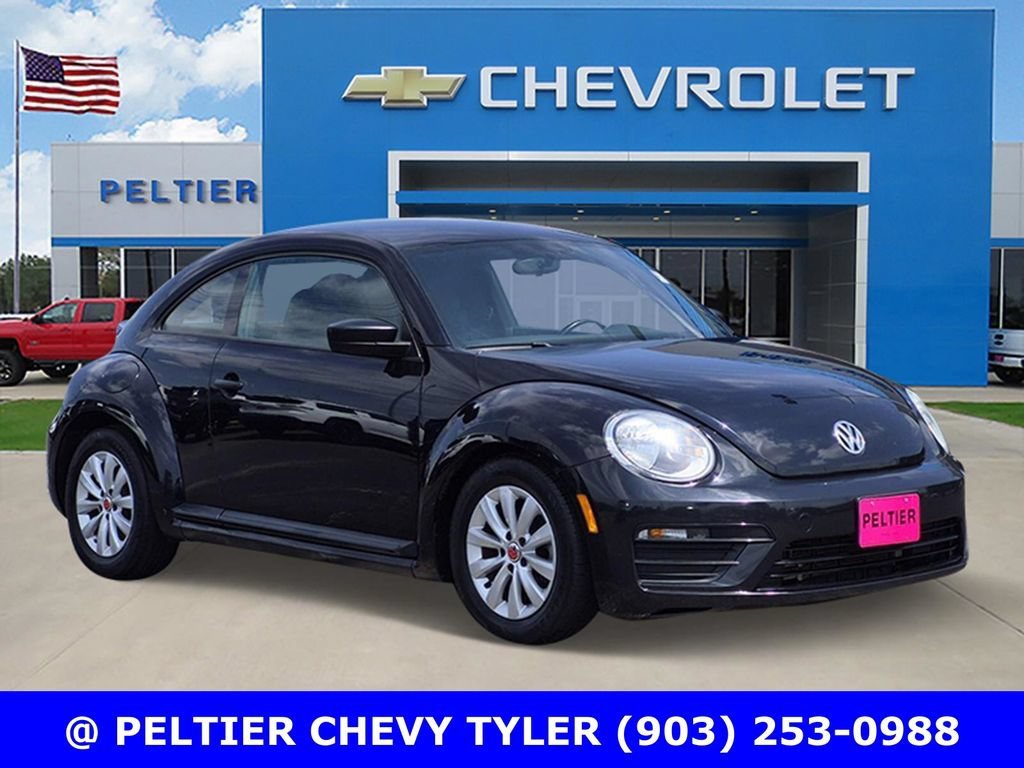 2018 Volkswagen Beetle 2.0T S Auto's photo