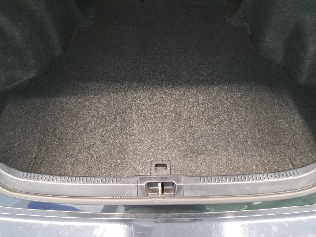 Used 2017 Black Toyota LE image 33