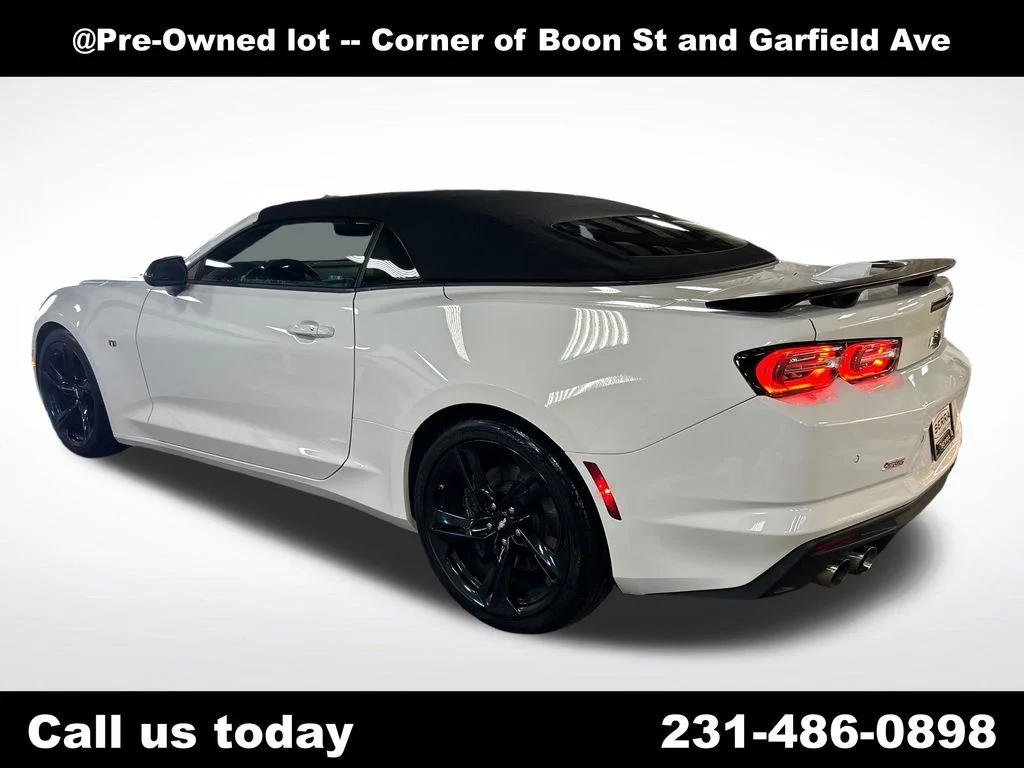 Used 2019 White Chevrolet SS image 3