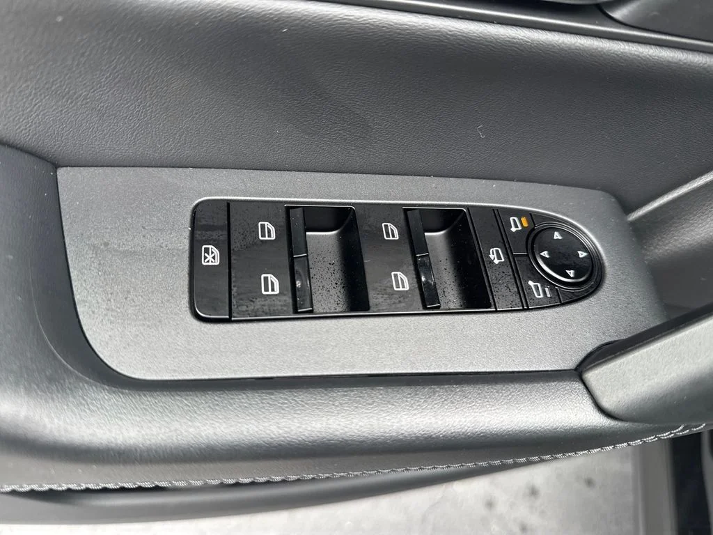 New 2026 Jet Black Mica Mazda 2.5 S Select AWD image 11