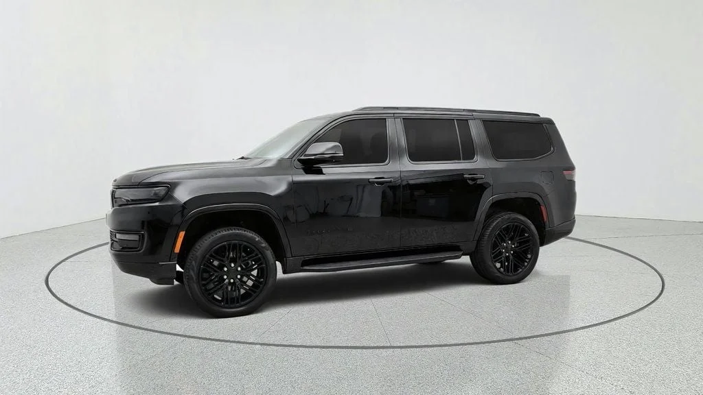 Used 2023 Diamond Black Crystal Pearlcoat Jeep Series II Carbide 4x4 image 8