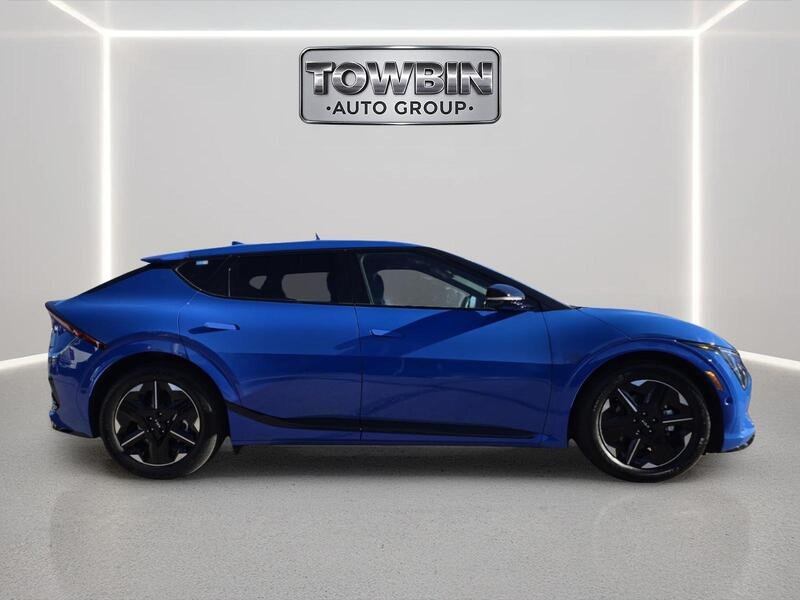 Used 2025 BLACK KIA GT-LINE RWD image 3