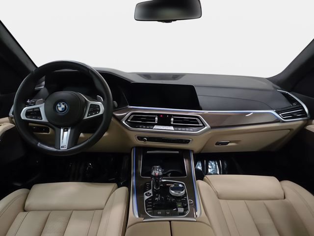 Used 2022 Arctic Grey Metallic BMW xDrive45e image 10