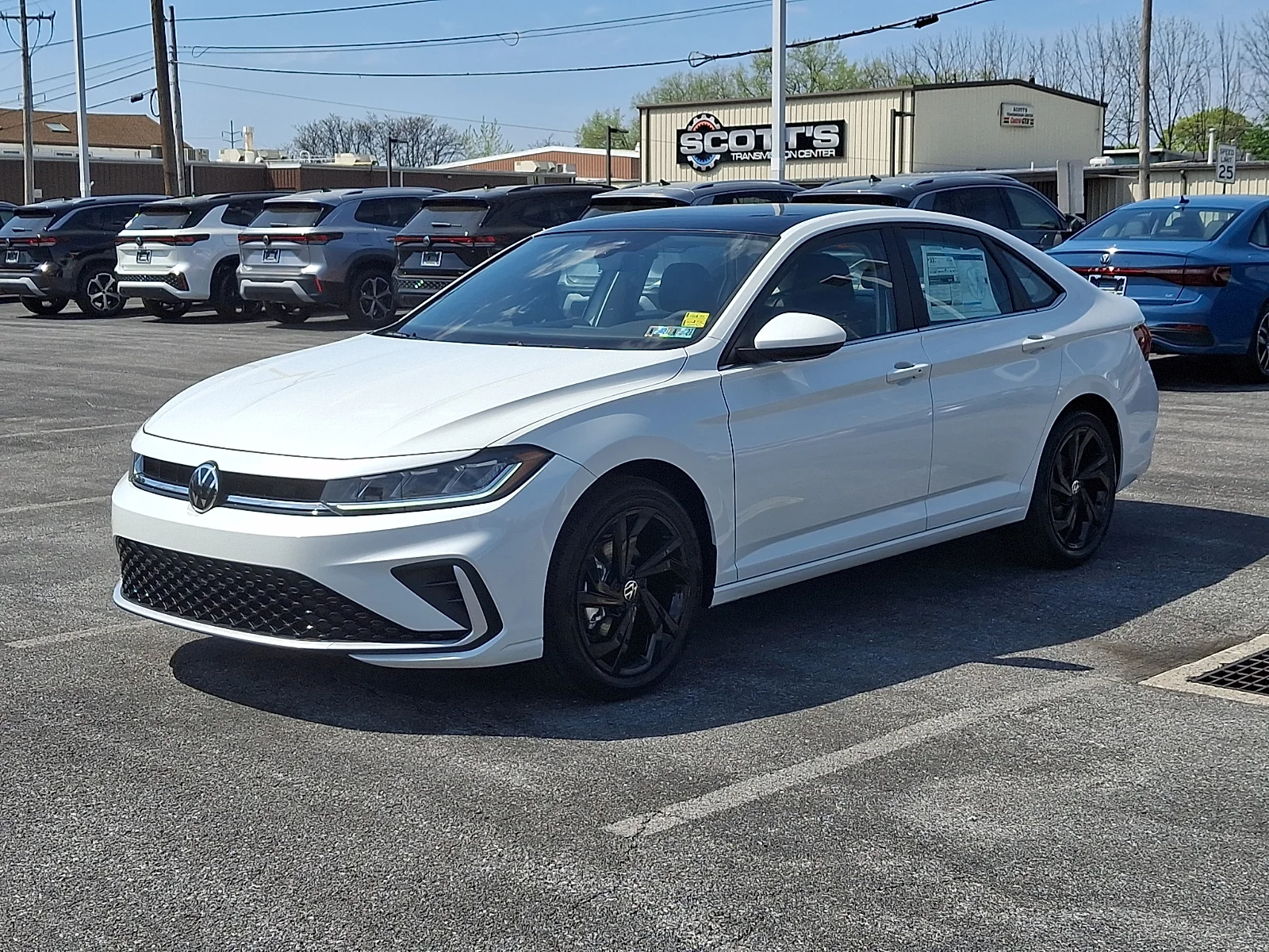 New 2026 Opal White Pearl - 0P0P Volkswagen SE image 3