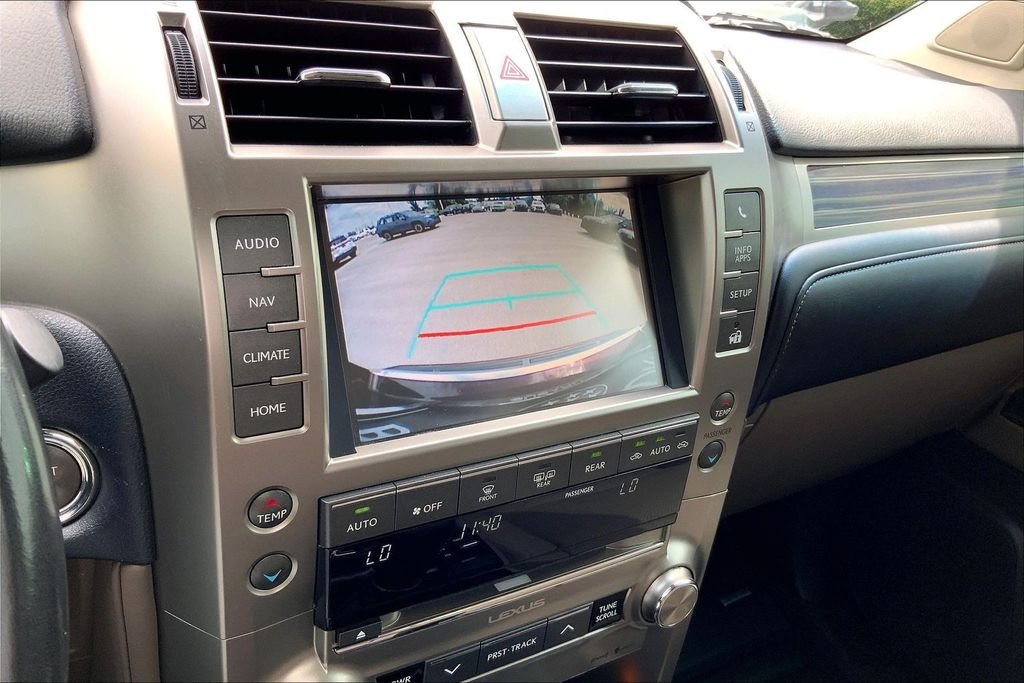 Used 2020 Red Lexus 460 image 14