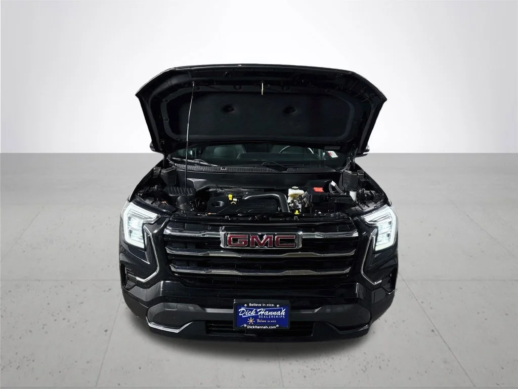 Used 2025 Black GMC Elevation image 21