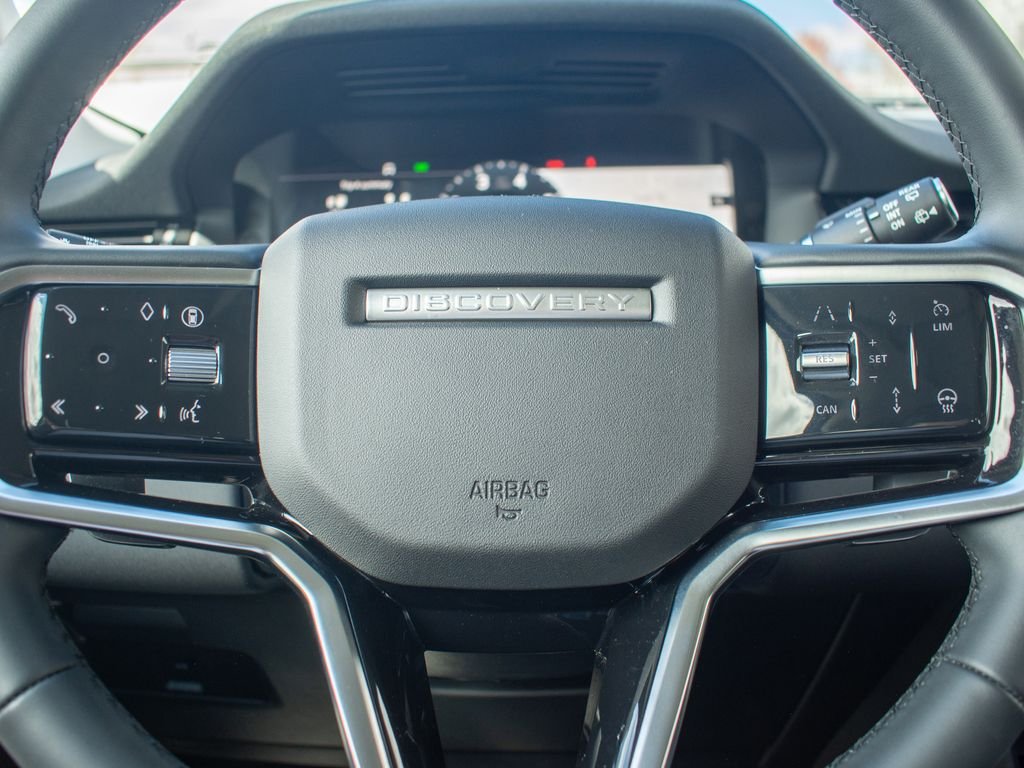 Used 2025 Black Land Rover S image 15