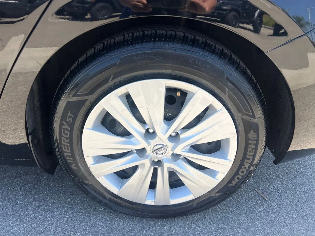 Used 2024 Black Nissan S image 13