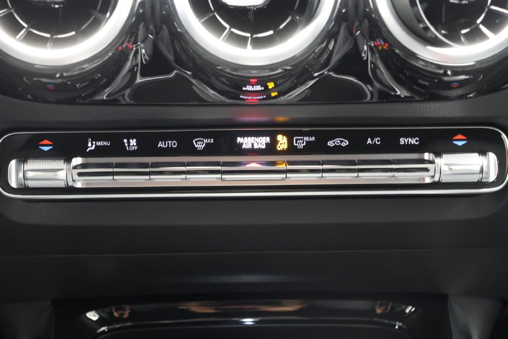 New 2026 Night Black Mercedes-Benz GLA 250 image 26