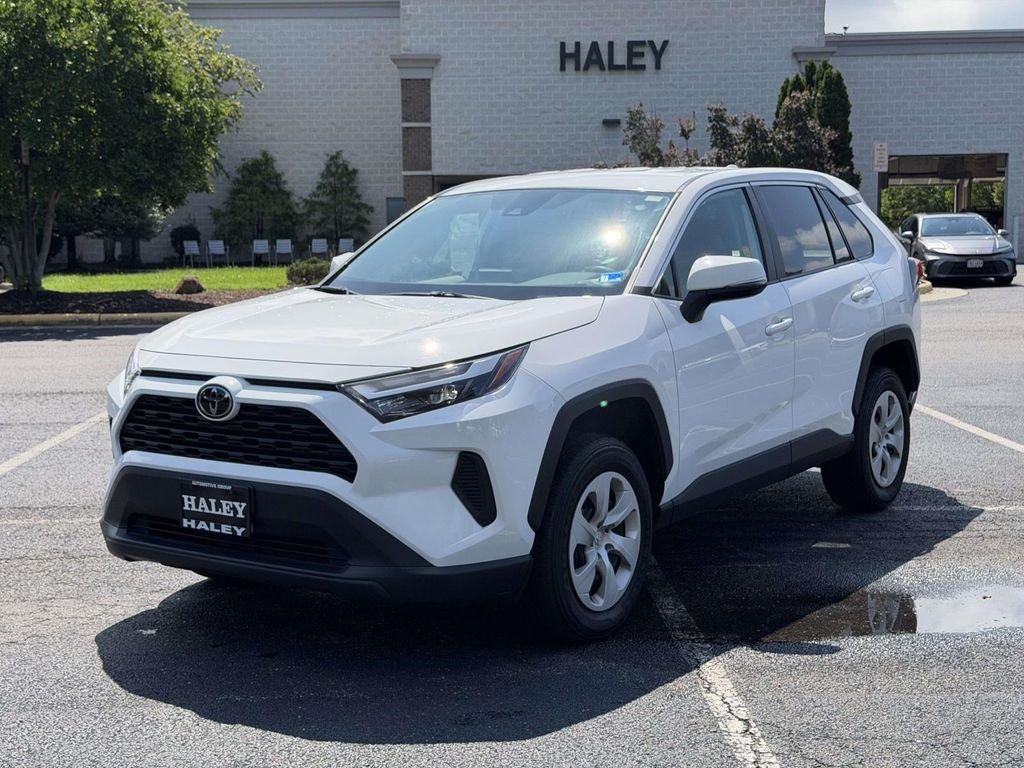Used 2024 White Toyota LE image 23