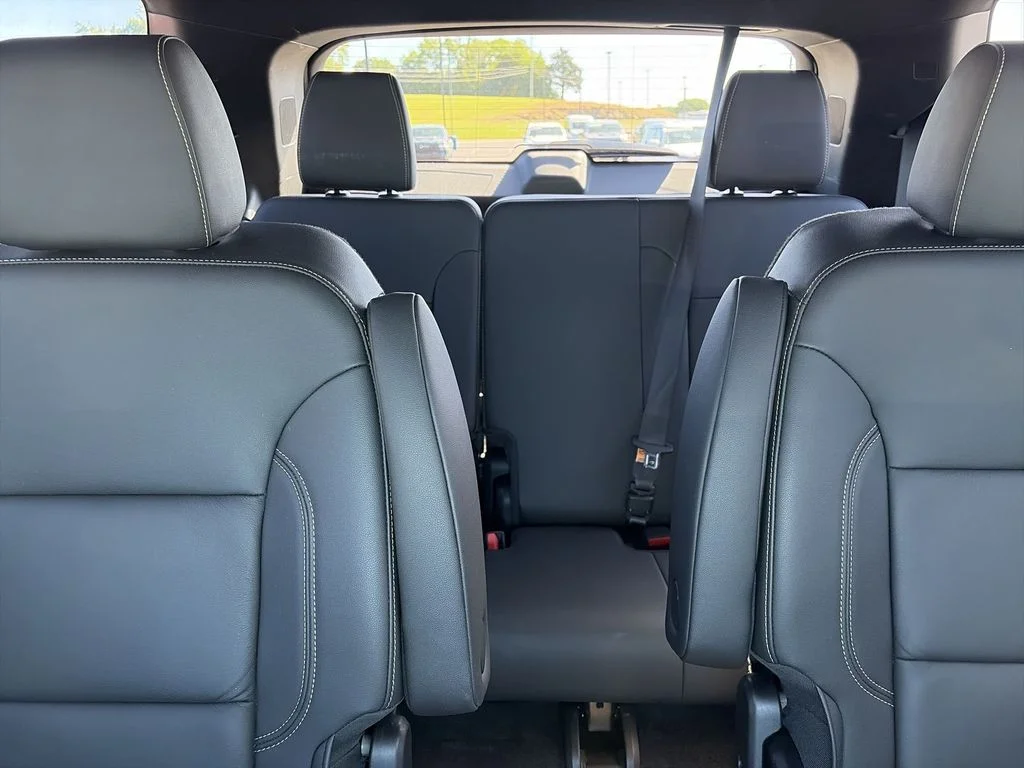 Used 2023 White Chevrolet LT Leather image 24