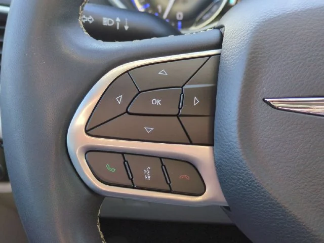 Used 2024 Black Chrysler Touring L image 16