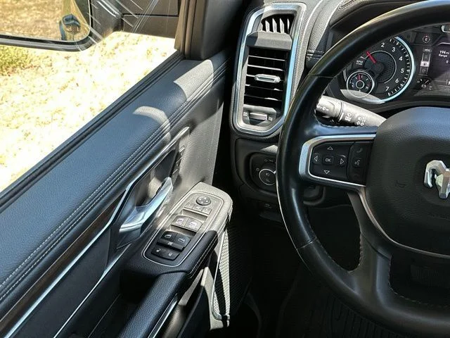 Used 2021 Granite Crystal Metallic Clearcoat Ram Laramie image 29