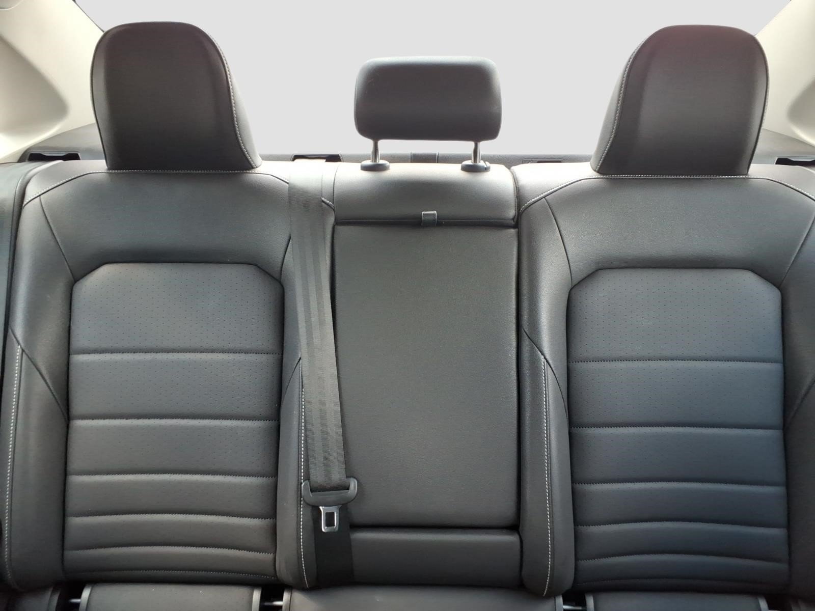 Used 2024 Platinum Gray Metallic Volkswagen SE image 13