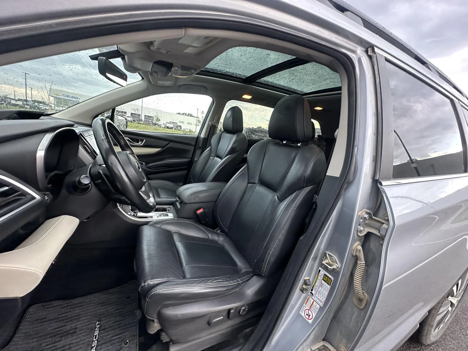 Used 2019 Ice Silver Metallic Subaru Limited image 7