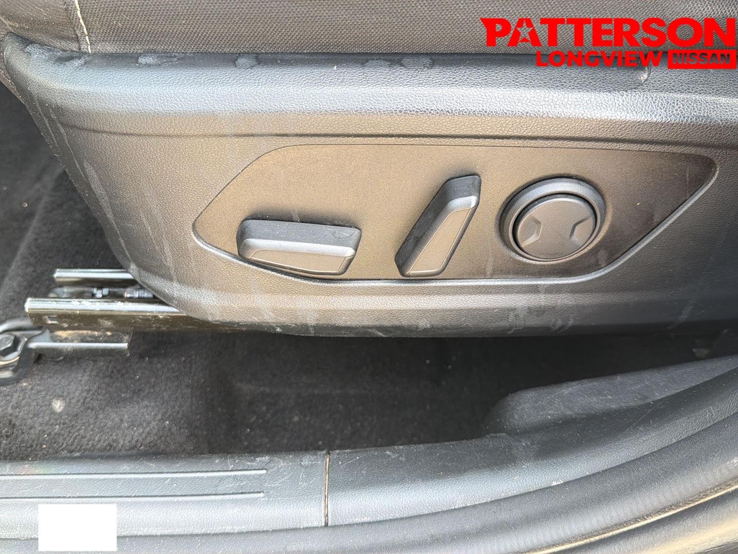 Used 2022 Phantom Black Hyundai SEL image 19