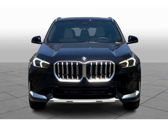 New 2025 Black Sapphire Metallic BMW xDrive28i image 3